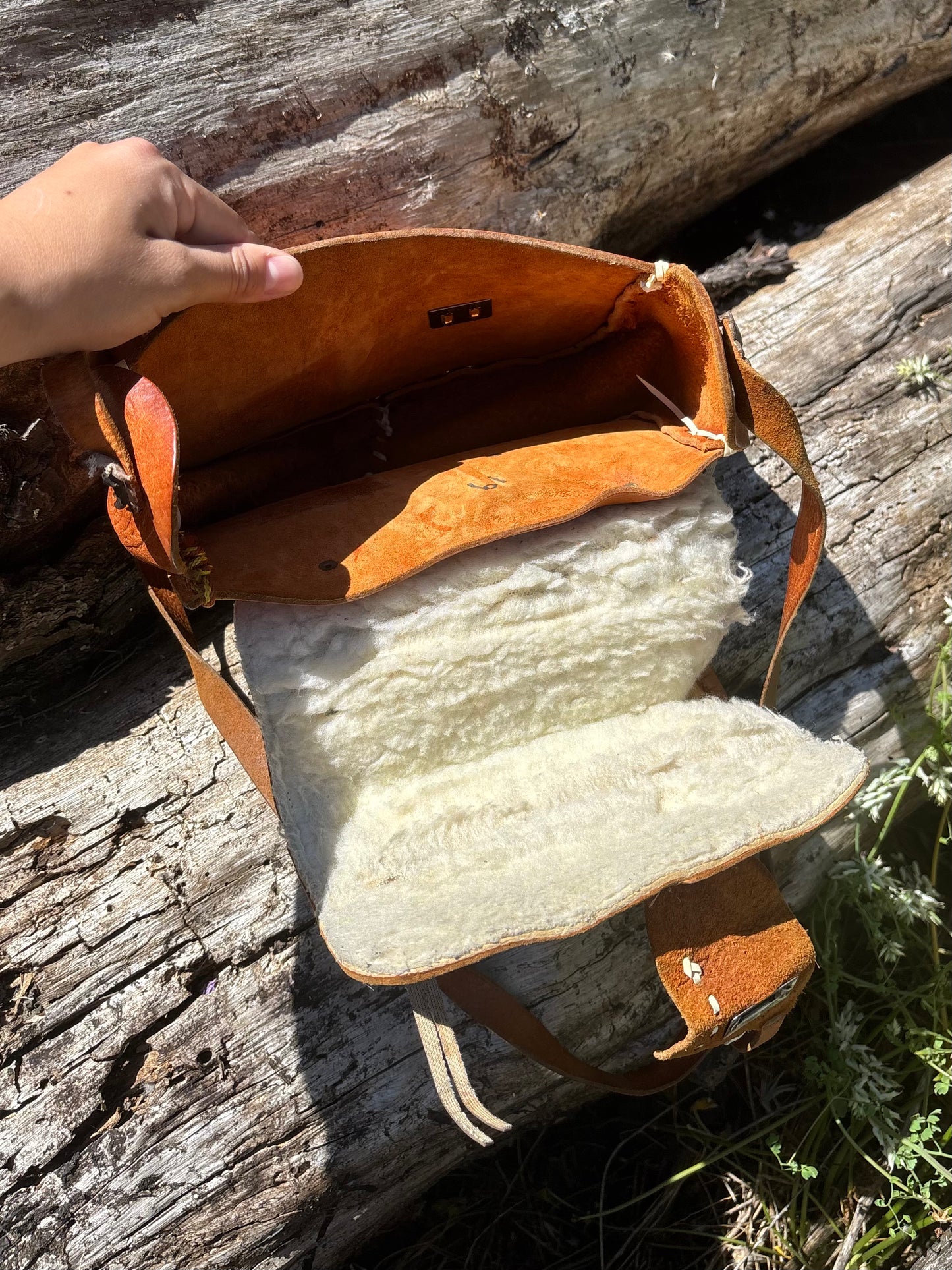 Vintage brown leather Western saddle crossbody