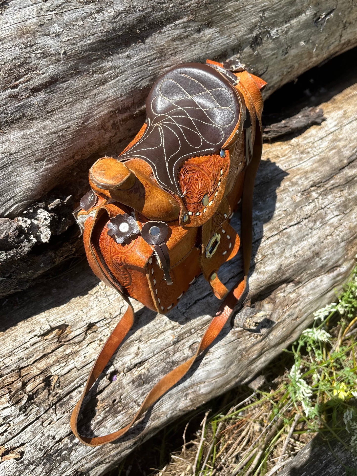 Vintage brown leather Western saddle crossbody