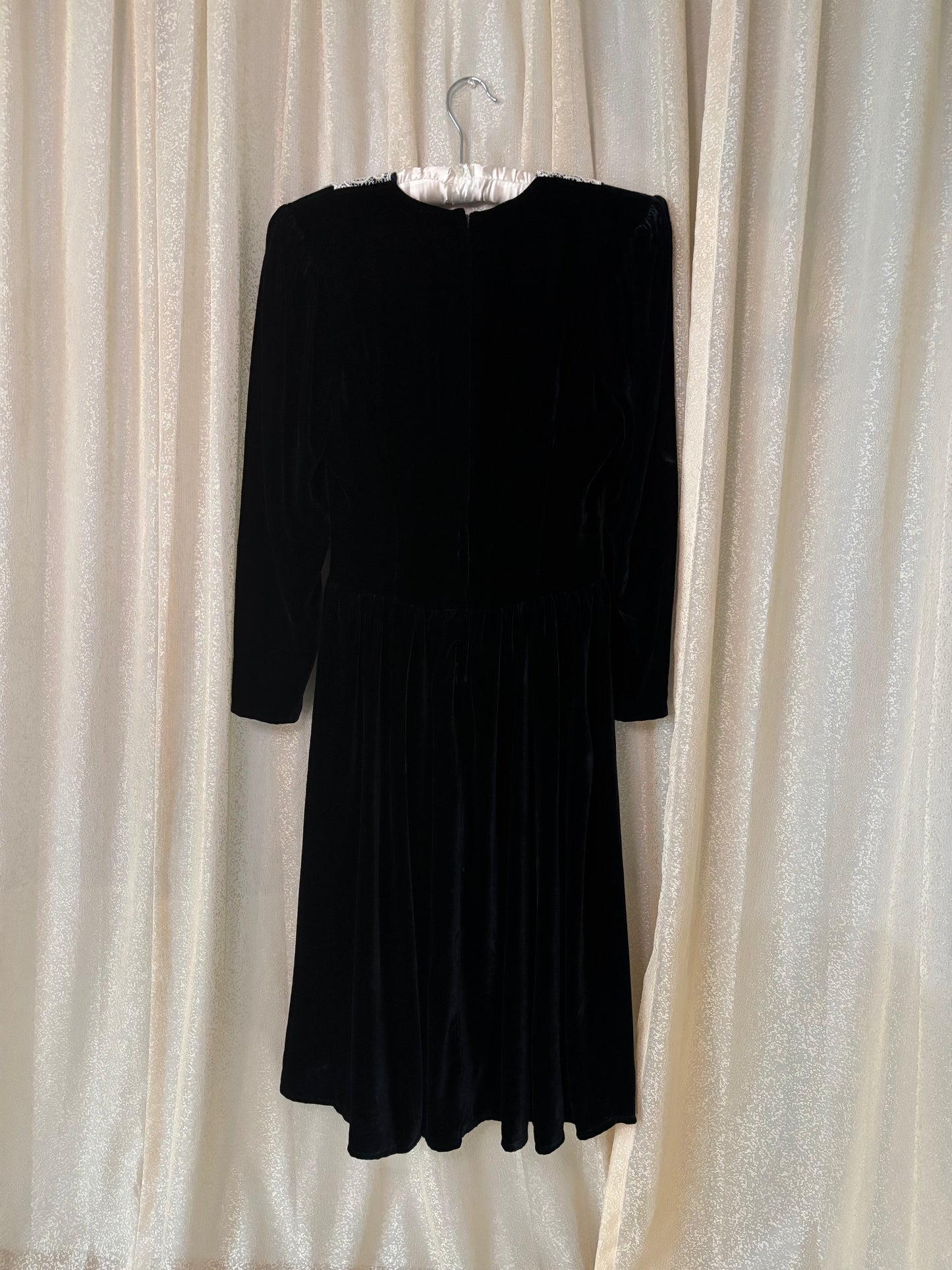 80s Jessica McClintock black velvet dress