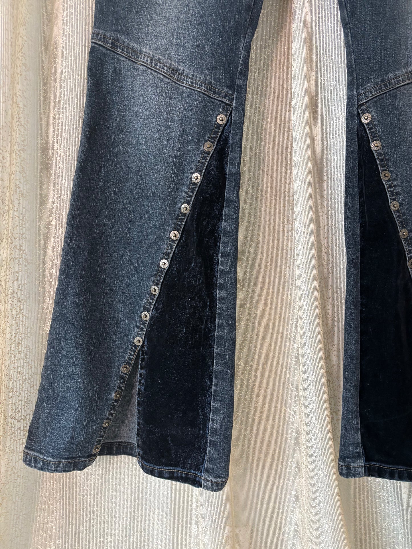 90s Mudd velvet denim flares