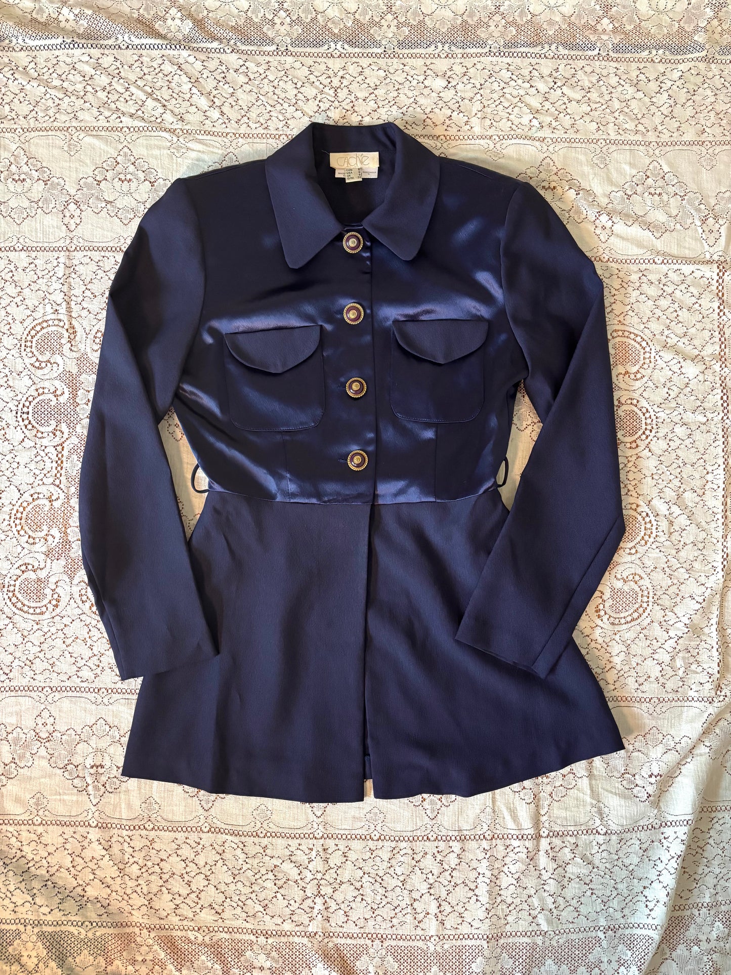 Cachè belted satin blazer