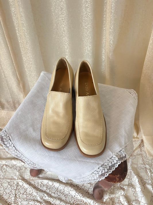 Vintage cream loafer heels