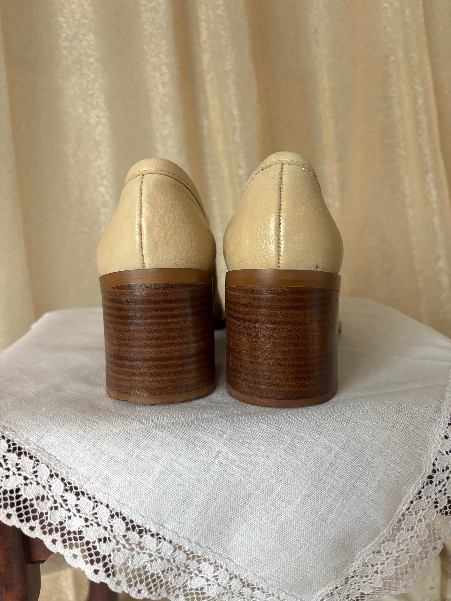 Vintage cream loafer heels
