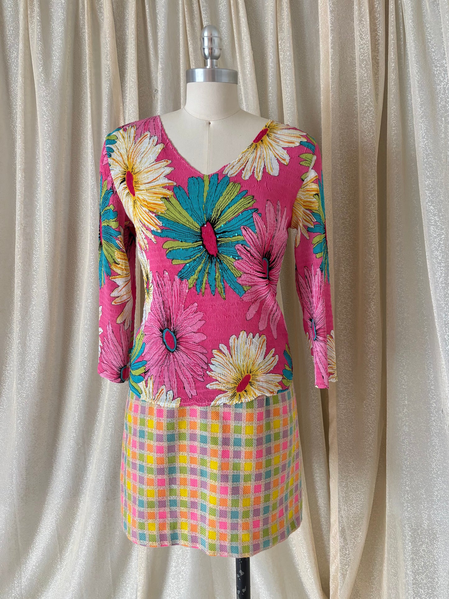 90s/00s Alberto Makali crinkle pleated sunflower top