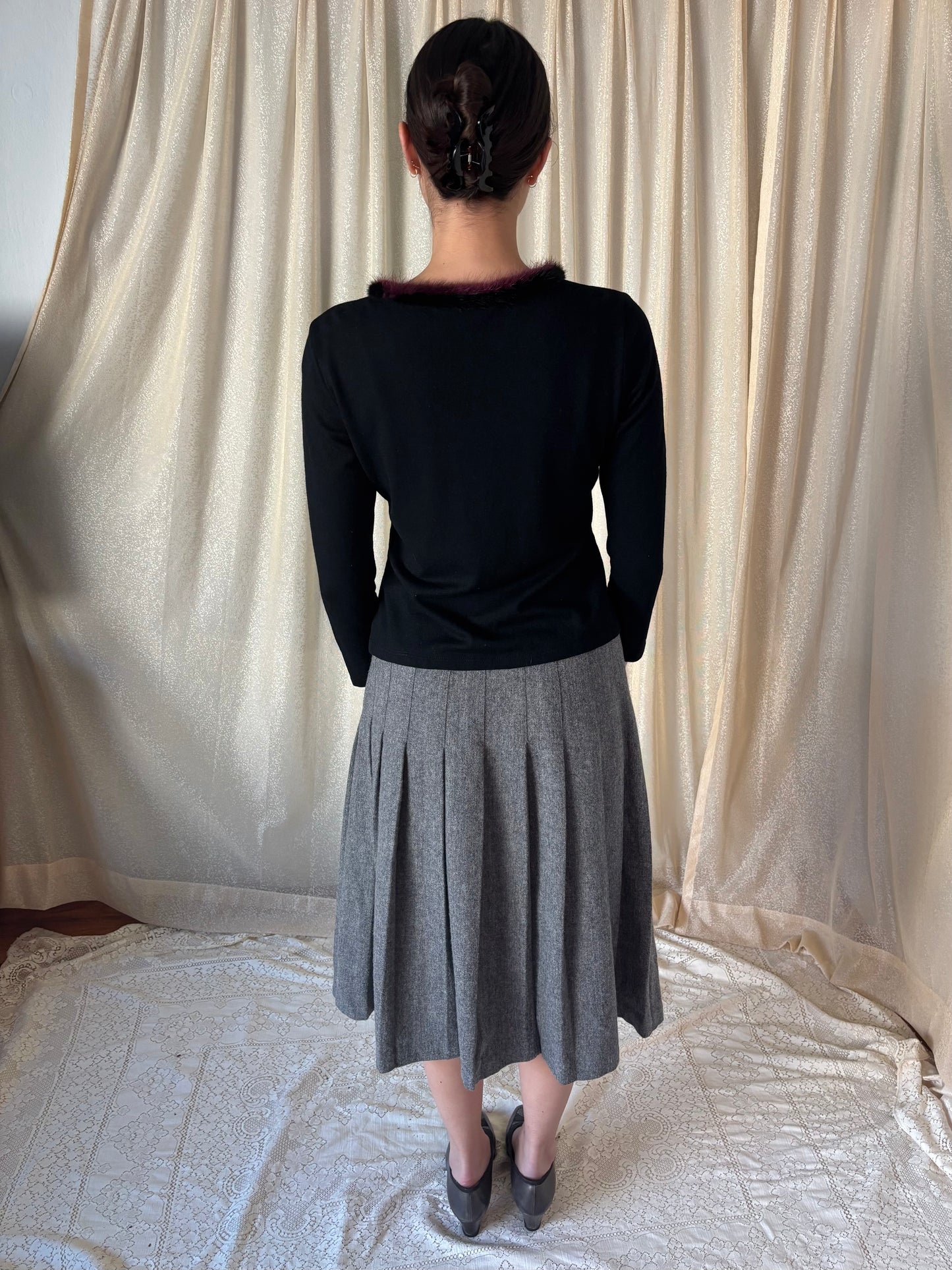 Vintage faux fur applique sweater