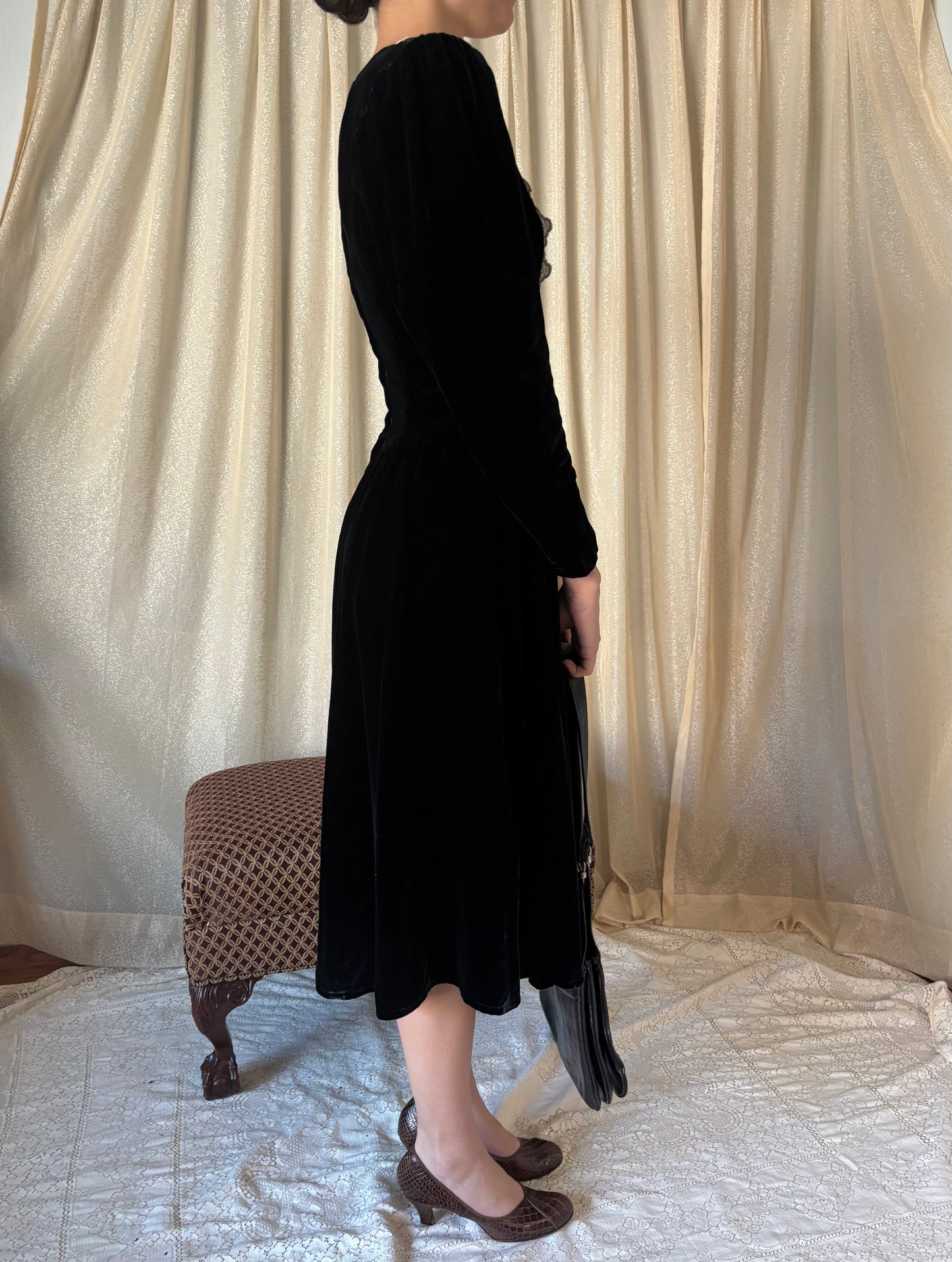 80s Jessica McClintock black velvet dress