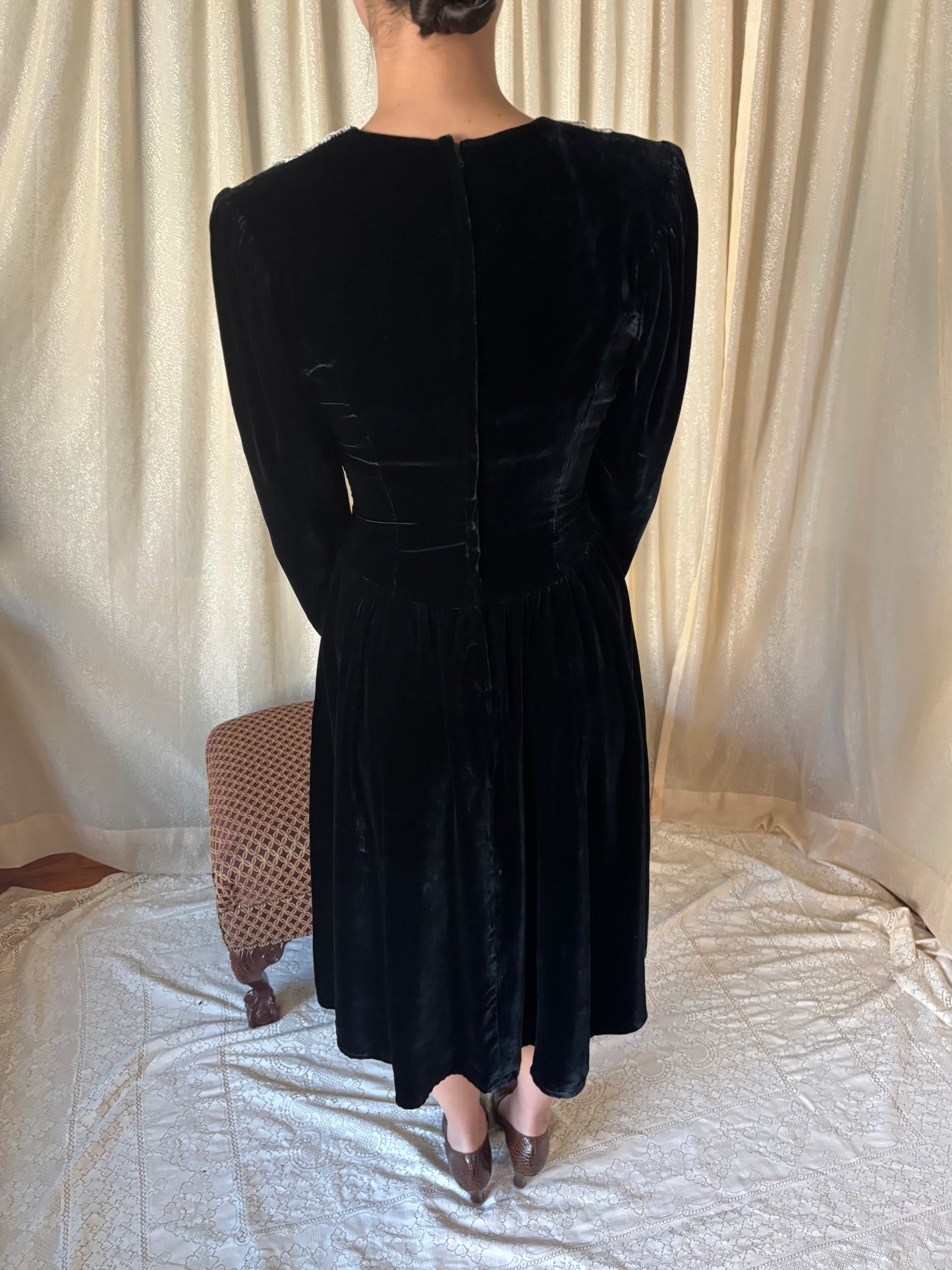 80s Jessica McClintock black velvet dress