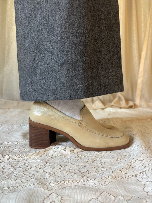 Vintage cream loafer heels