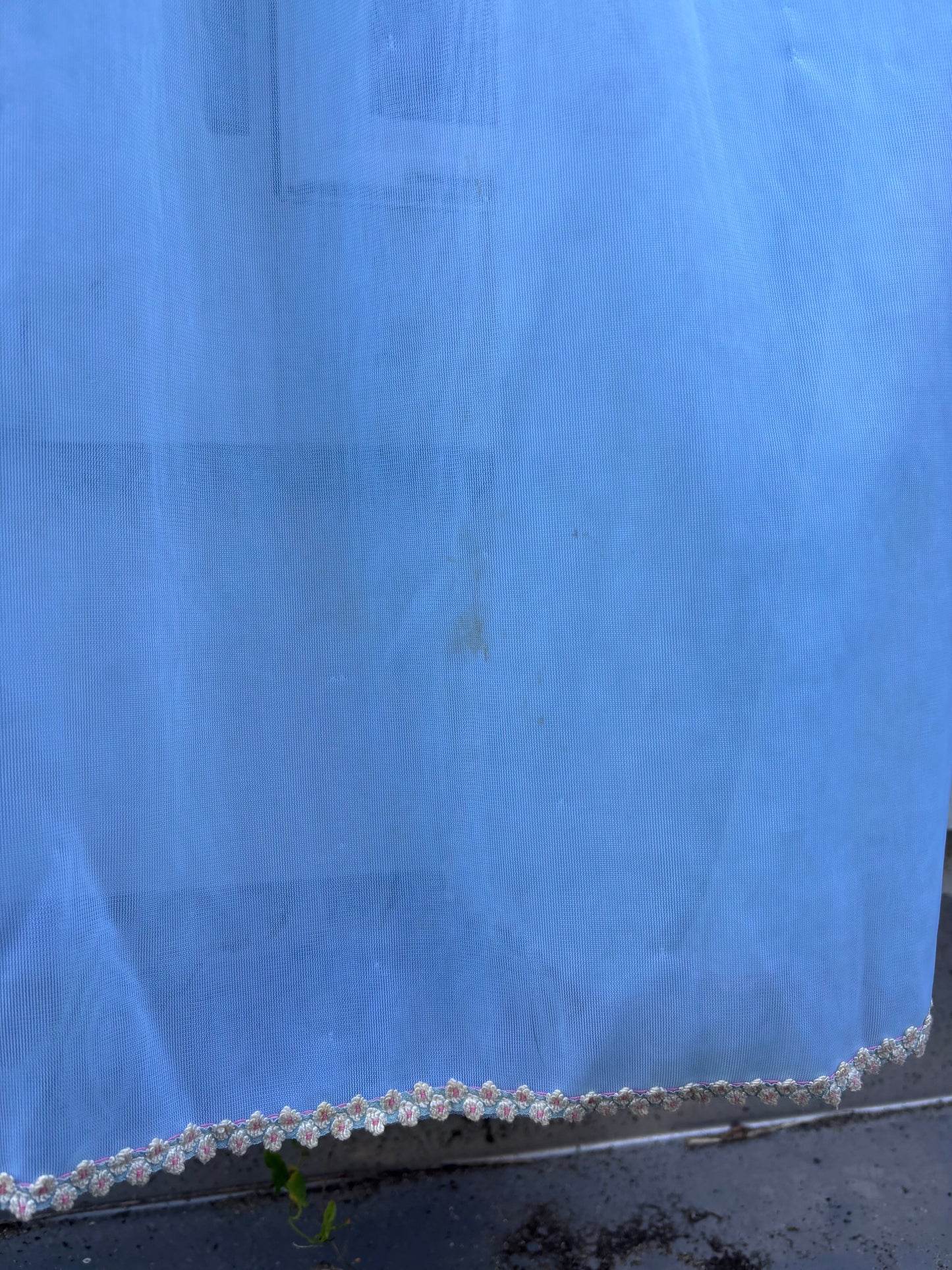 Vintage floral trim peignoir robe