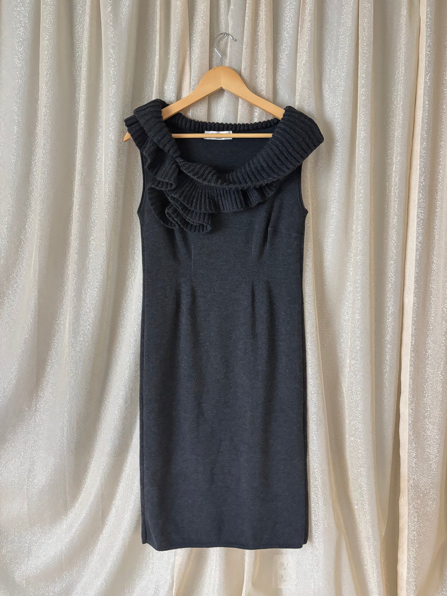 Valentino wool knit ruffle collar dress