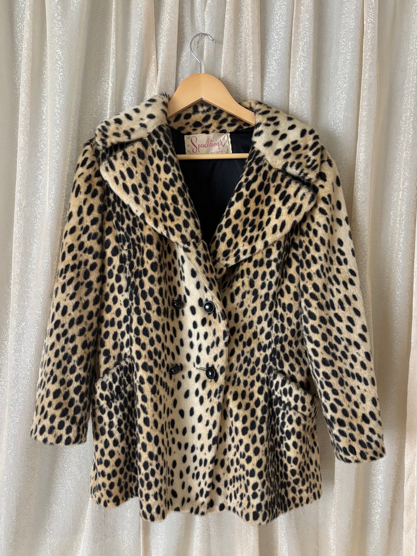 60s Safari by Sportowne faux leopard swing coat