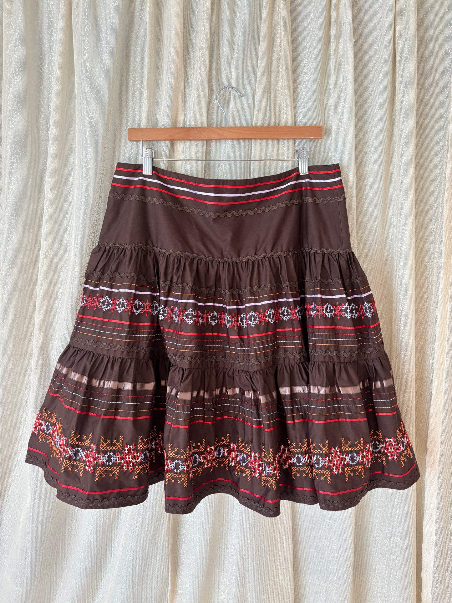 00s cotton cross-stitched Western square dance skirt